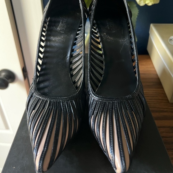Vintage Gucci Pumps - Picture 1 of 7